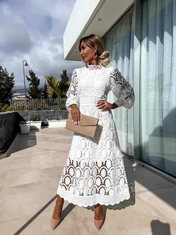 Serena Luxe – Elegant Lace Maxi Dress