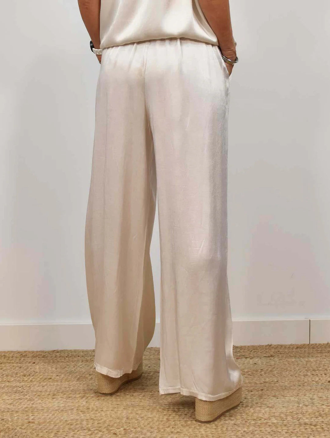 Isla - Wide Leg Lounge Set