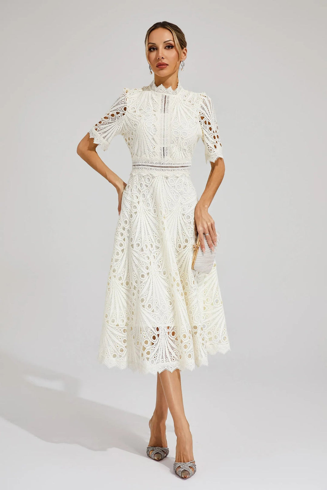 Carmen – Embroidered Lace Midi Dress
