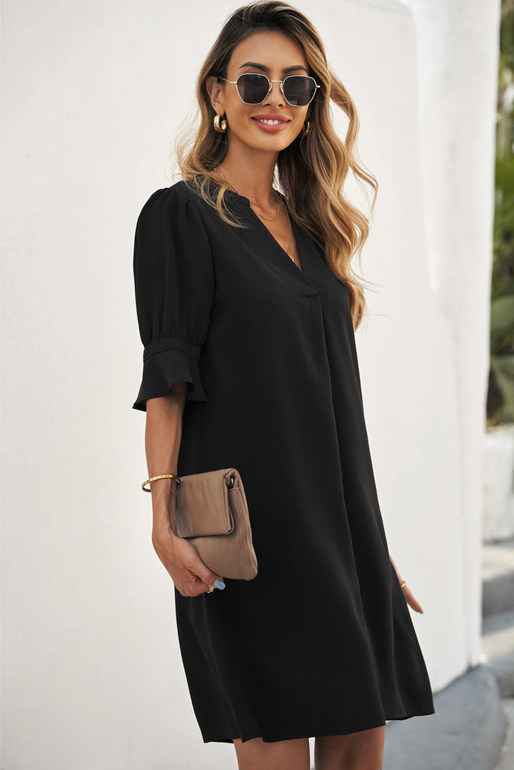 Nerina-Relaxed V-Neck Dress