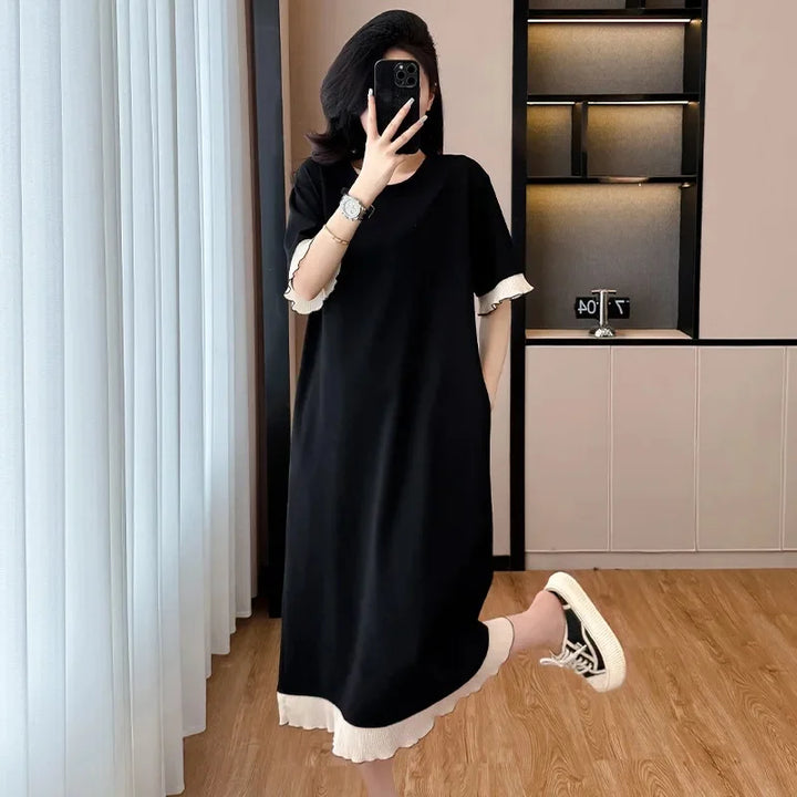 Amanda - Everyday Elegance Black Pleated Dress