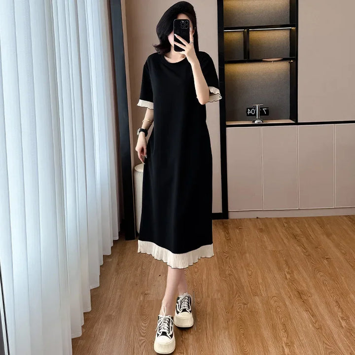 Amanda - Everyday Elegance Black Pleated Dress