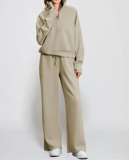 Maya – Zip-Neck Lounge Two-Piece