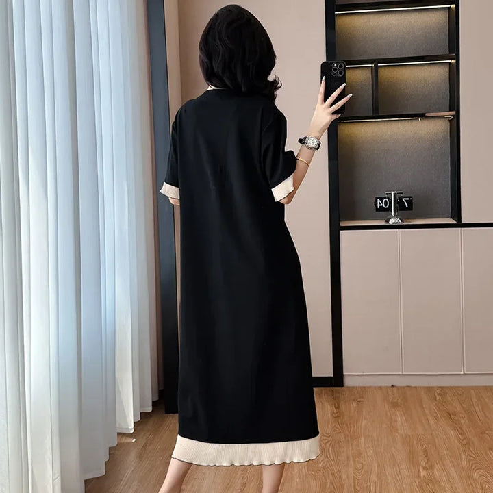 Amanda - Everyday Elegance Black Pleated Dress