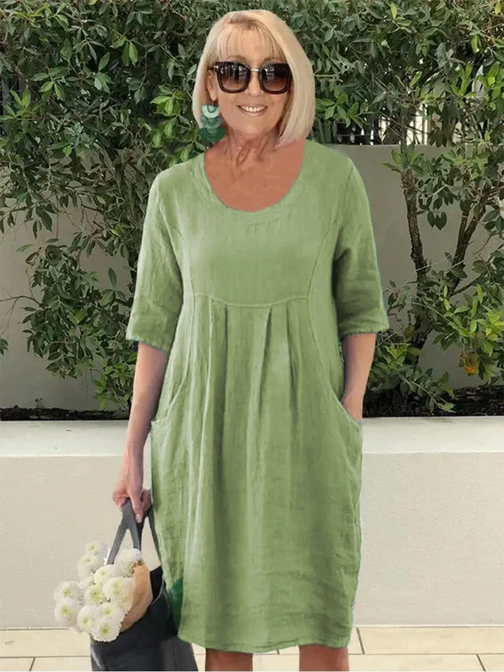 Lena - Relaxed Pleat Pocket Dress
