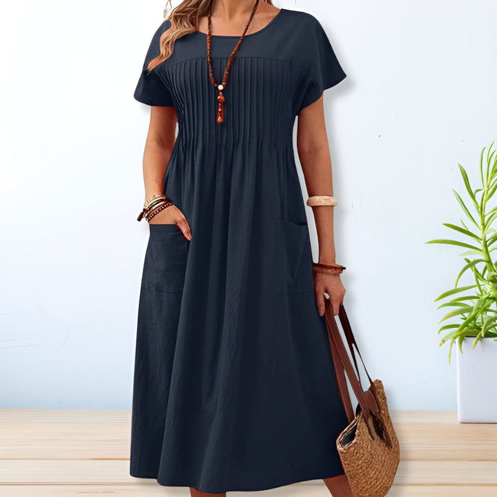 Madeline – Casual Pleated Midi Dress