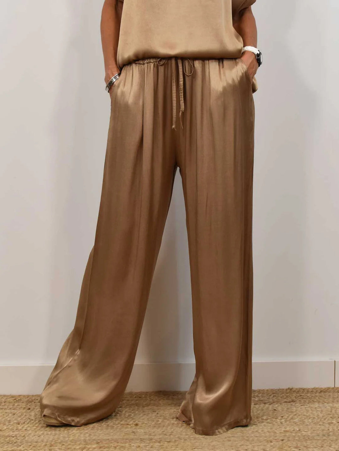Isla - Wide Leg Lounge Set